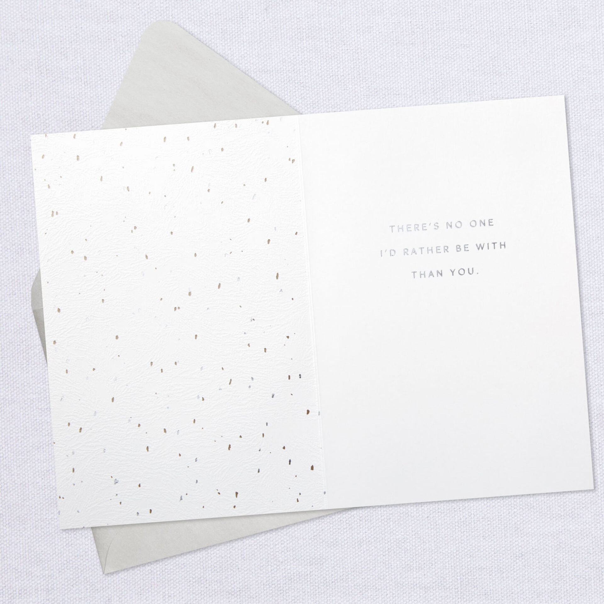 Glittery-Gold-Script-I-Love-Us-Love-Card_999LAD9068_03 (1)