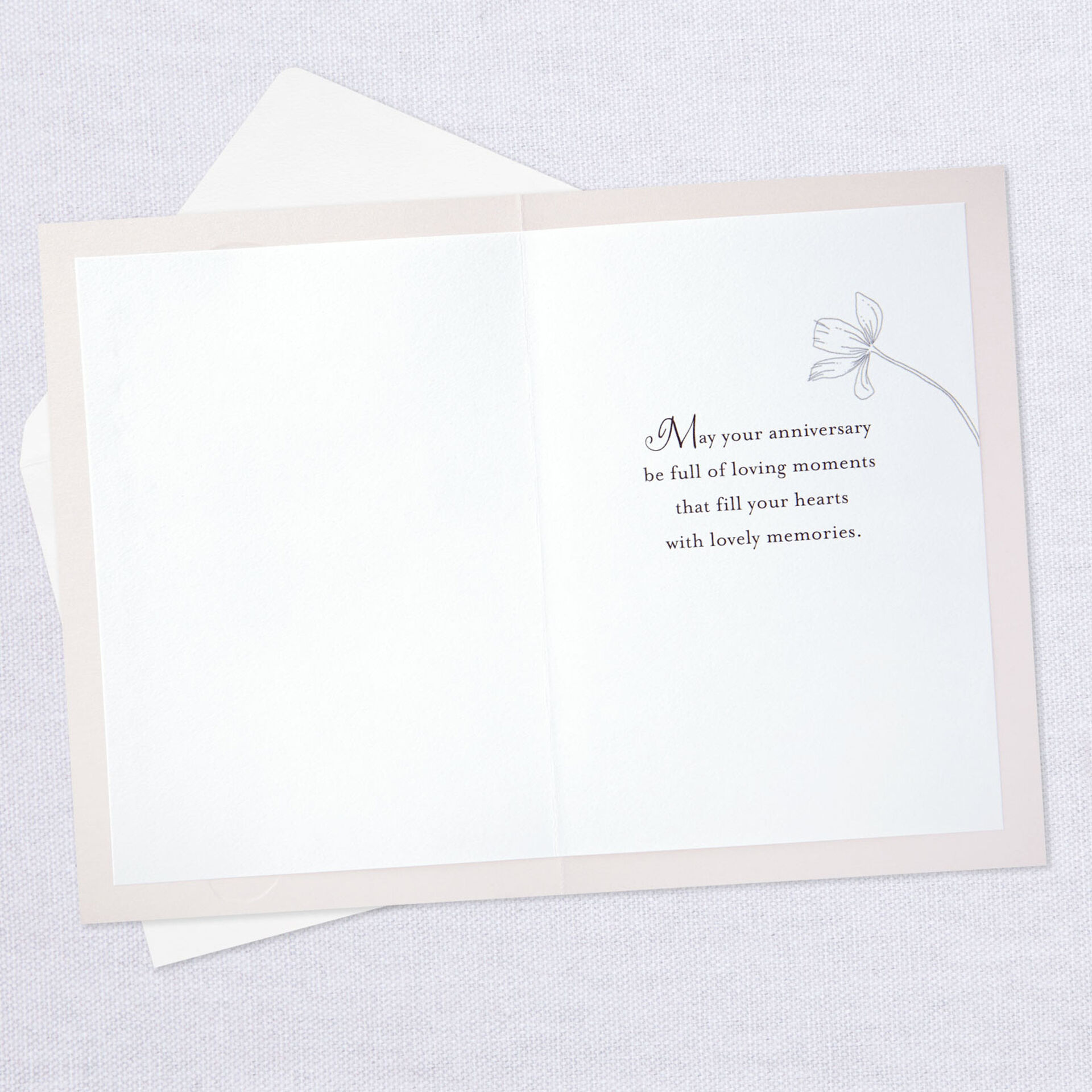 Loving-Moments-Anniversary-Card_529AVY2739_03