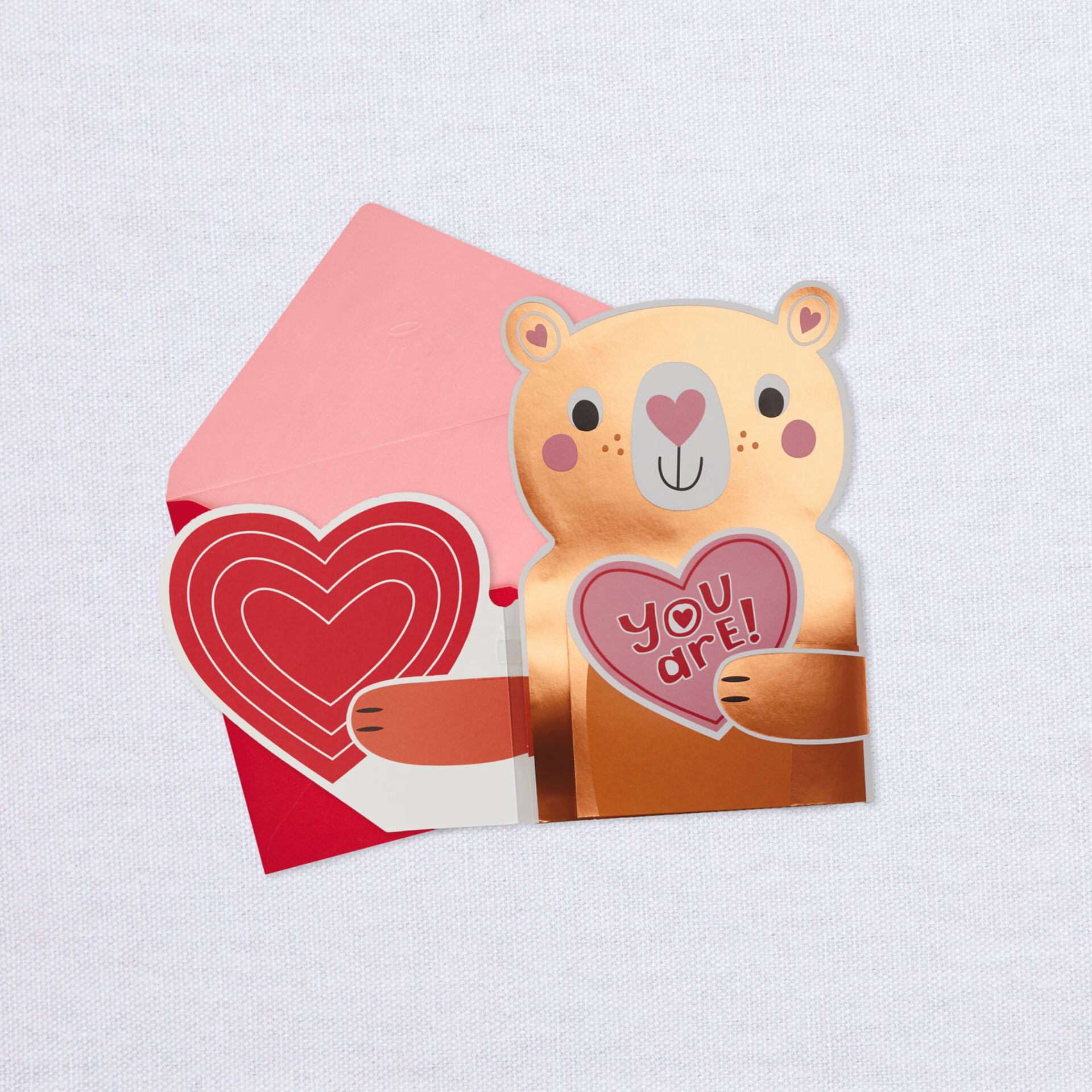 Bear-Hug-Musical-Valentines-Day-Card_699VAY4222_04