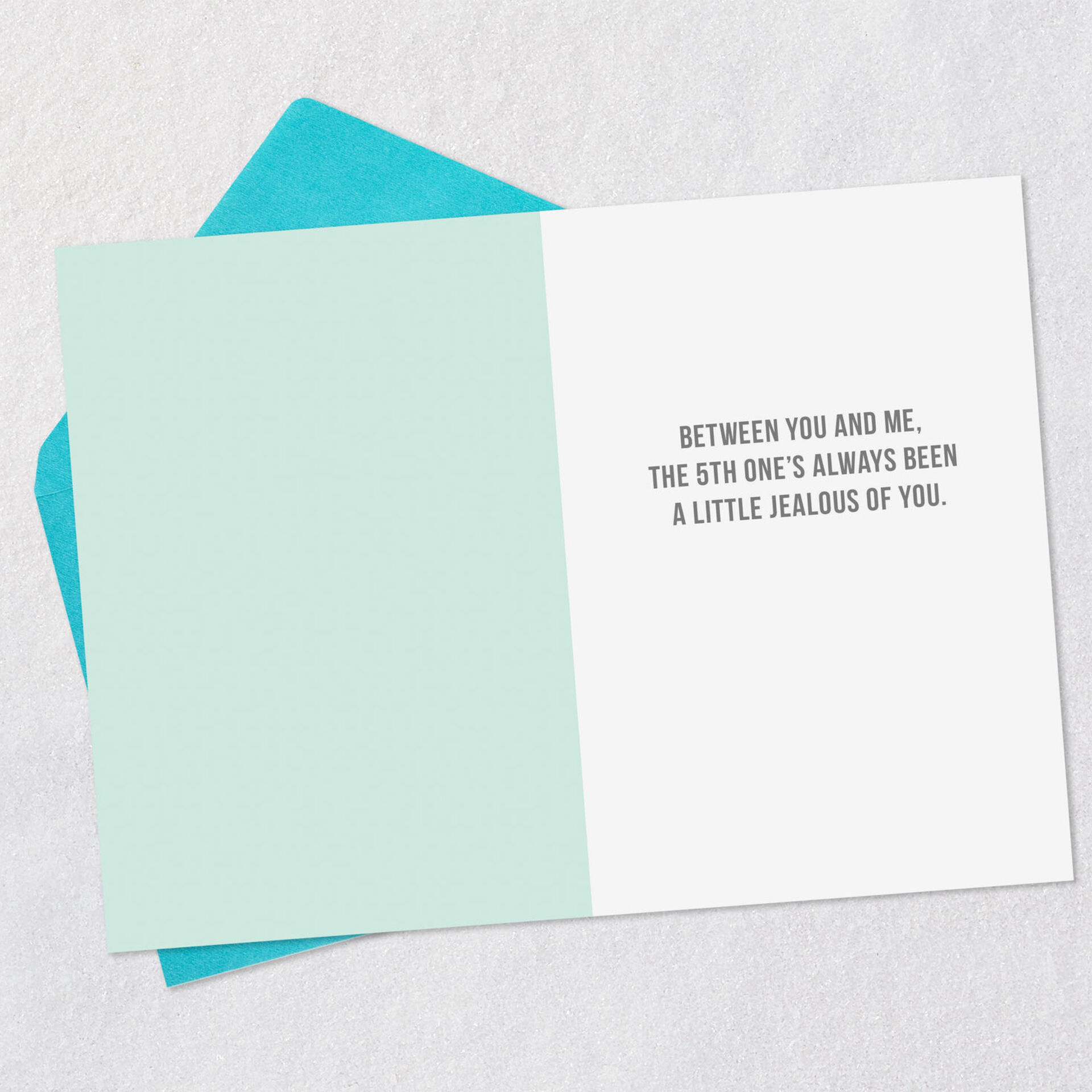 Celebrating-Squirrels-Funny-Card_369ZZB4098_03