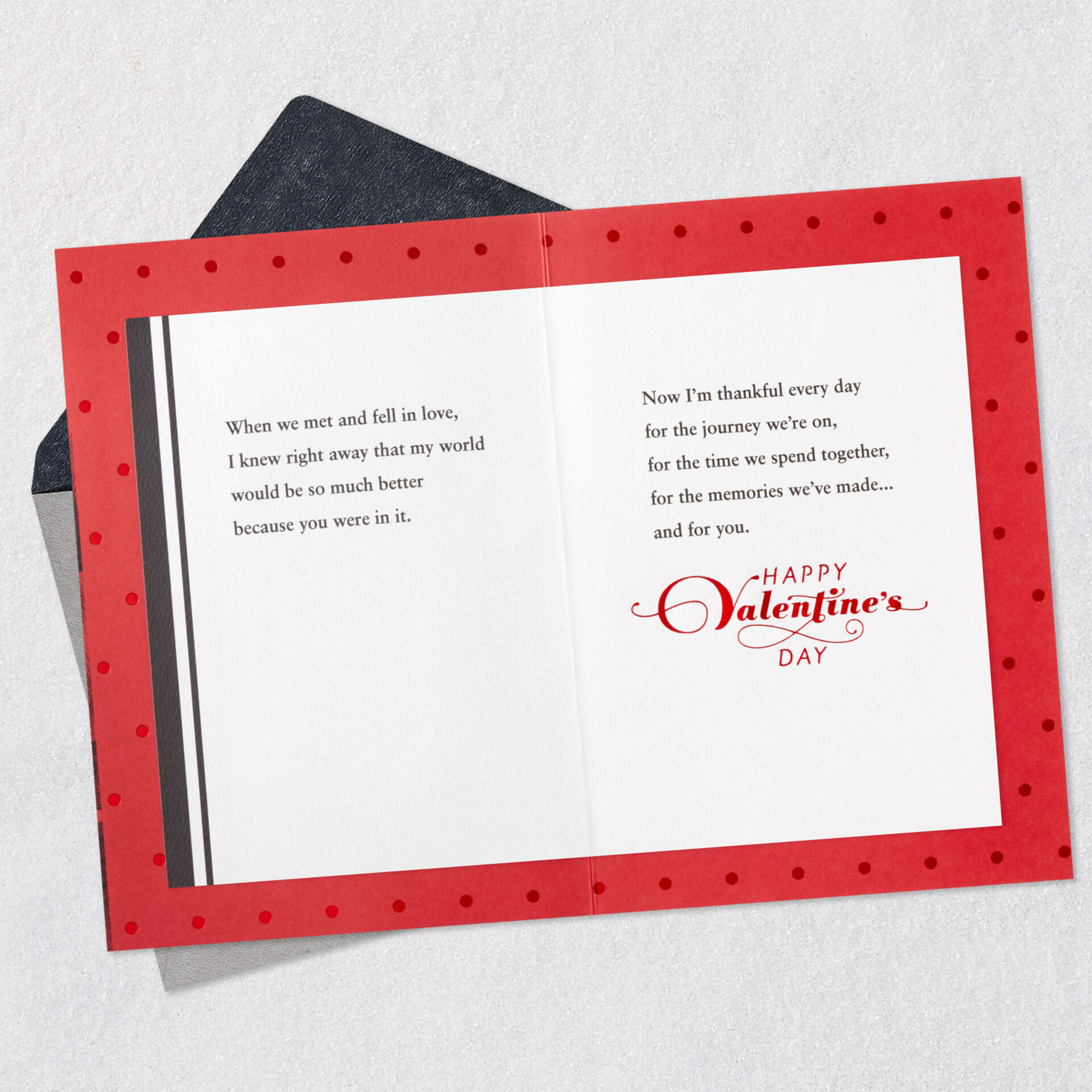 Elegant-Red-Roses-Romantic-Valentines-Day-Card_759VEE8349_04