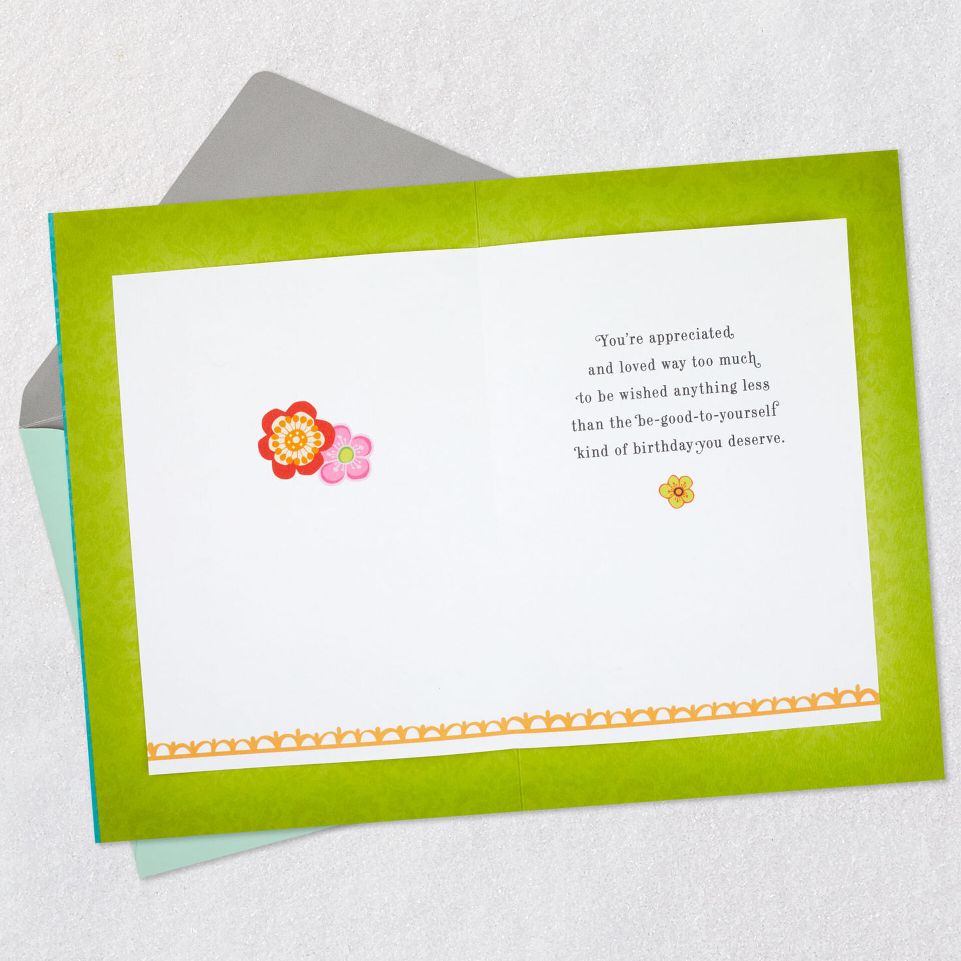 Floral-Birthday-Cake-Birthday-Card-for-Mom_899FBD9798_03