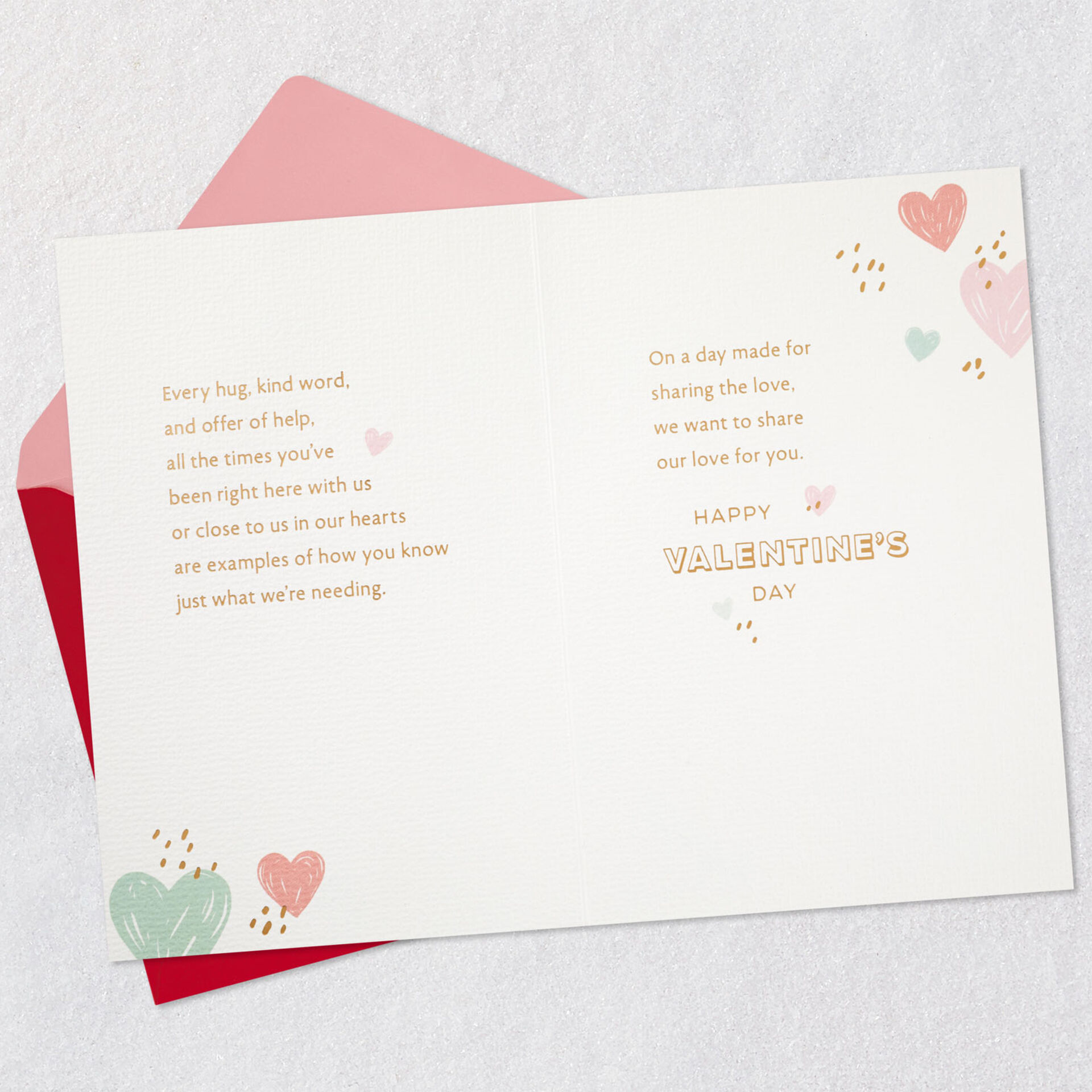 Hearts-Mom-Valentines-Day-Card-From-Us_659V6167_04