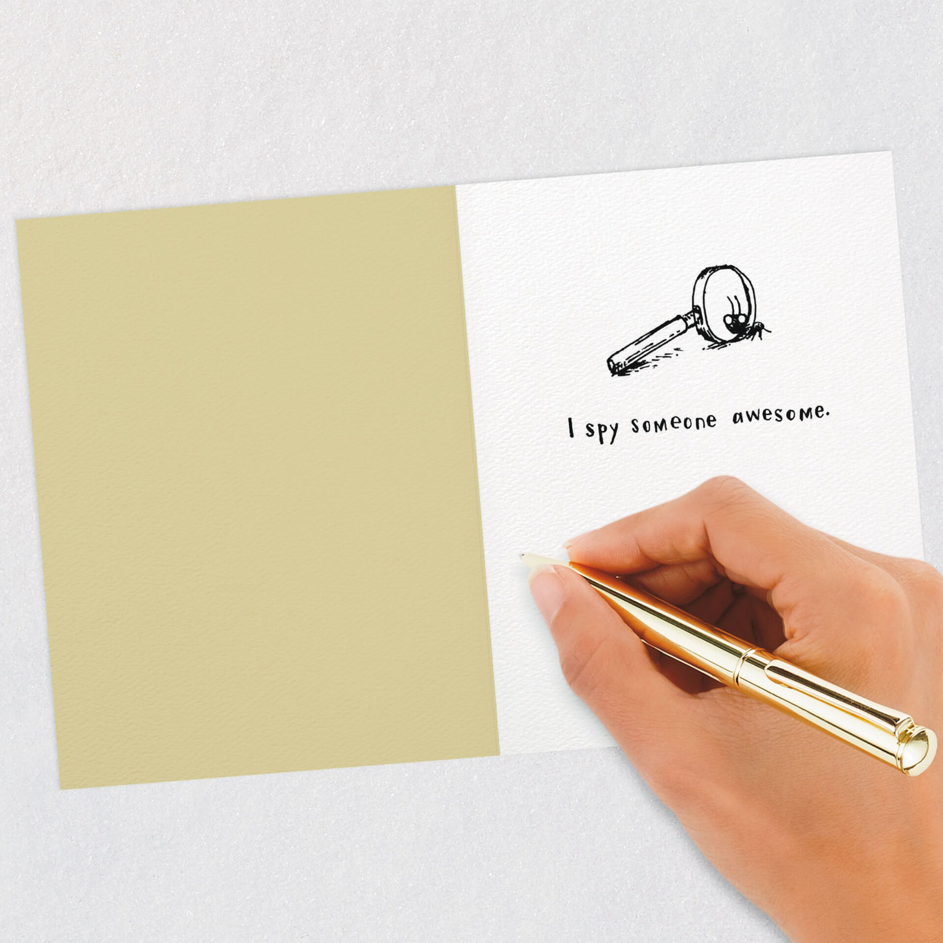 I-Spy-Someone-Awesome-Magnifying-Glass-Card_459HRD3065_06