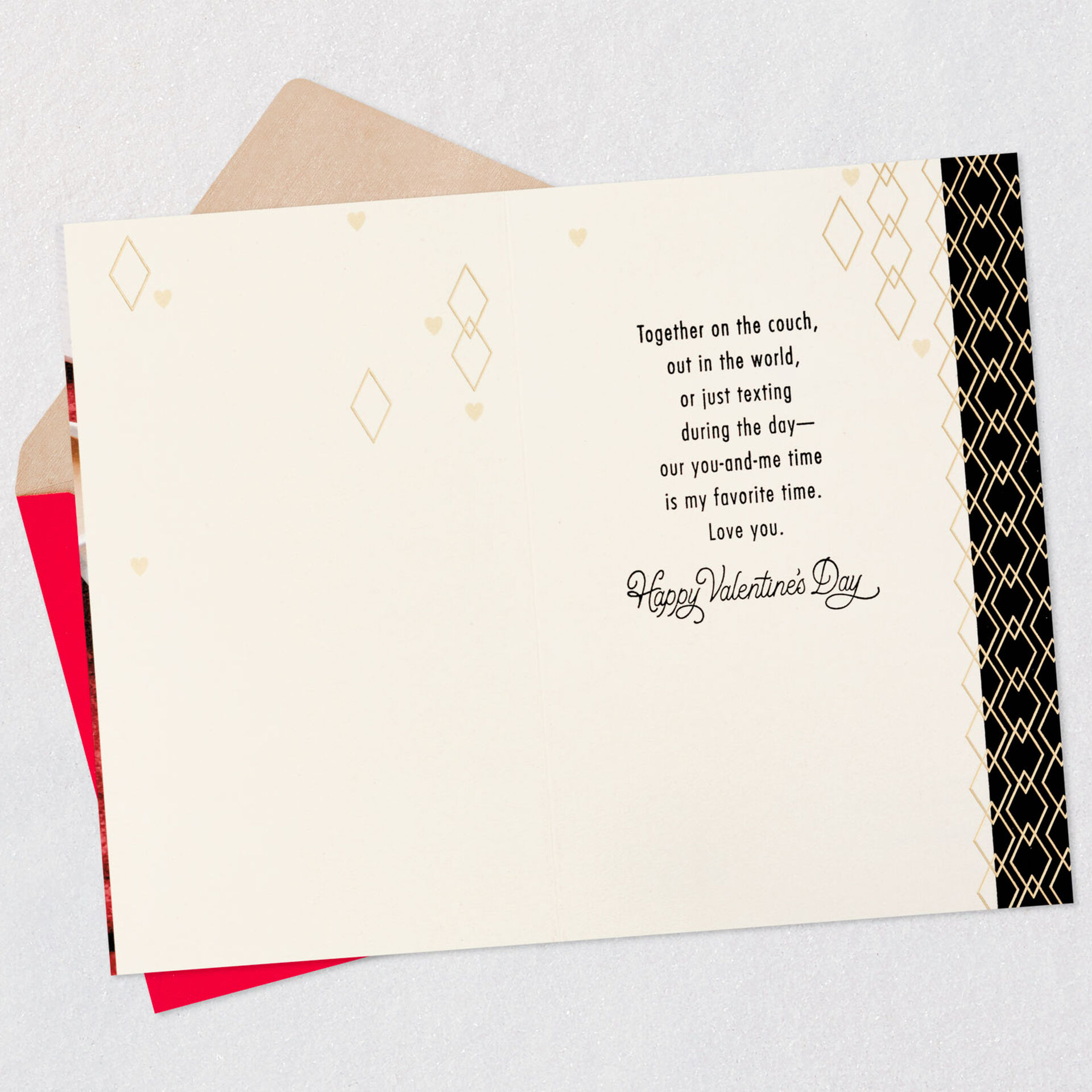 Letter-Board-Romantic-Valentines-Day-Card_499VEE8546_03