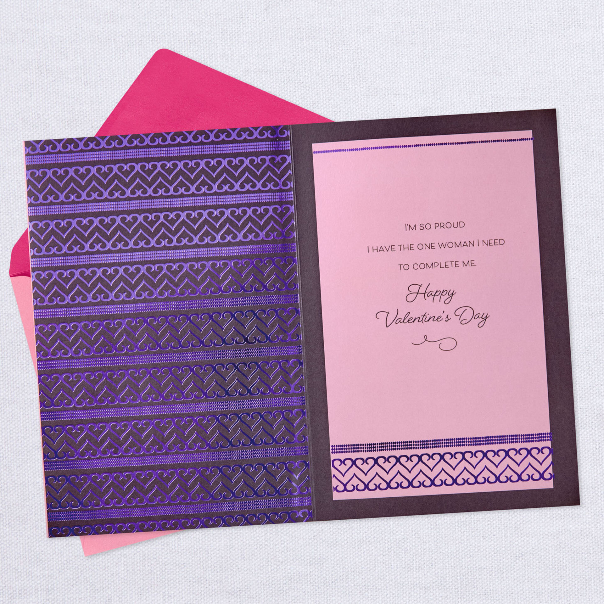 One-Who-Completes-Valentines-Day-Card_559SV2329_03