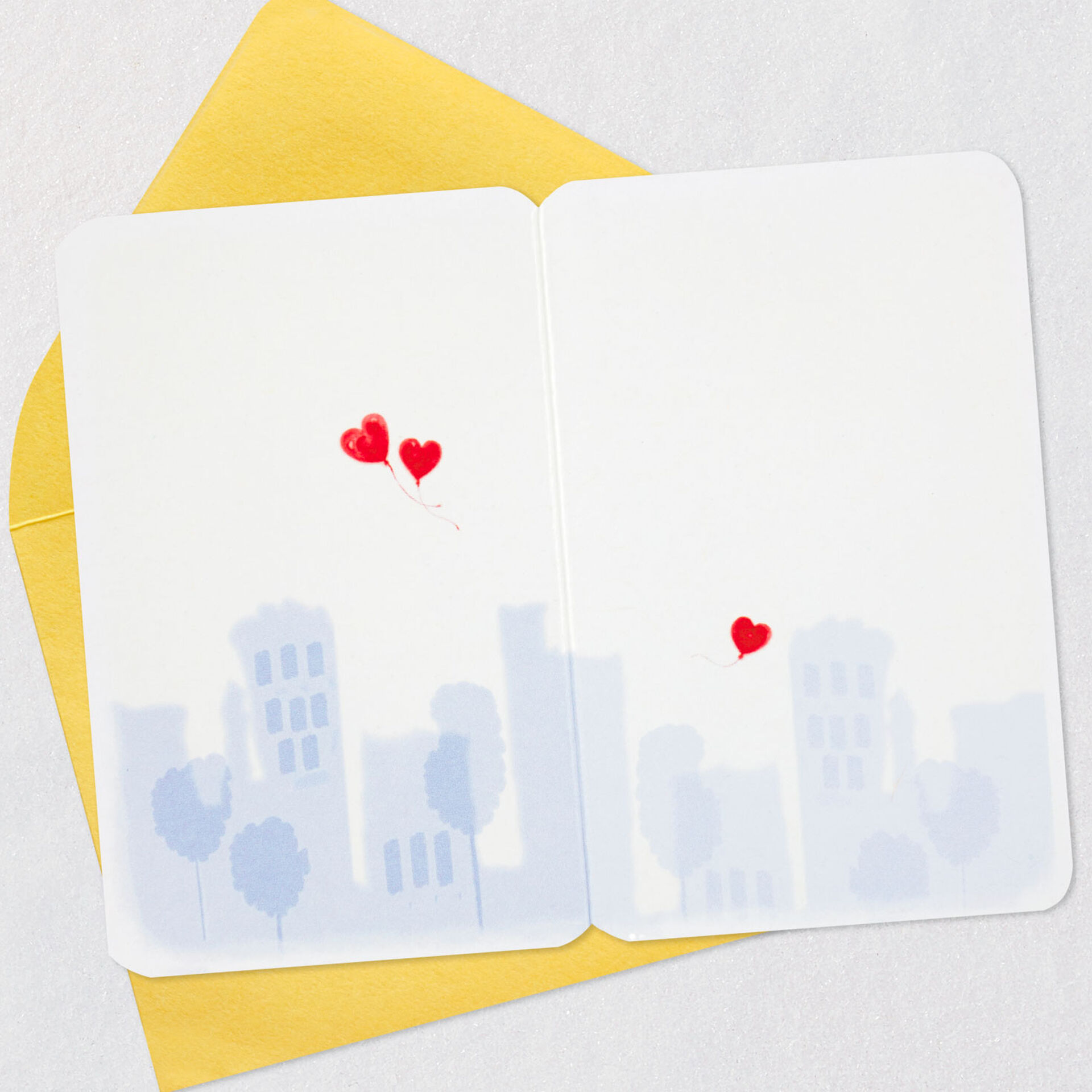 OohLaLa-Eiffel-Tower-and-Heart-Mini-Blank-Love-Card_199LJB2058_03