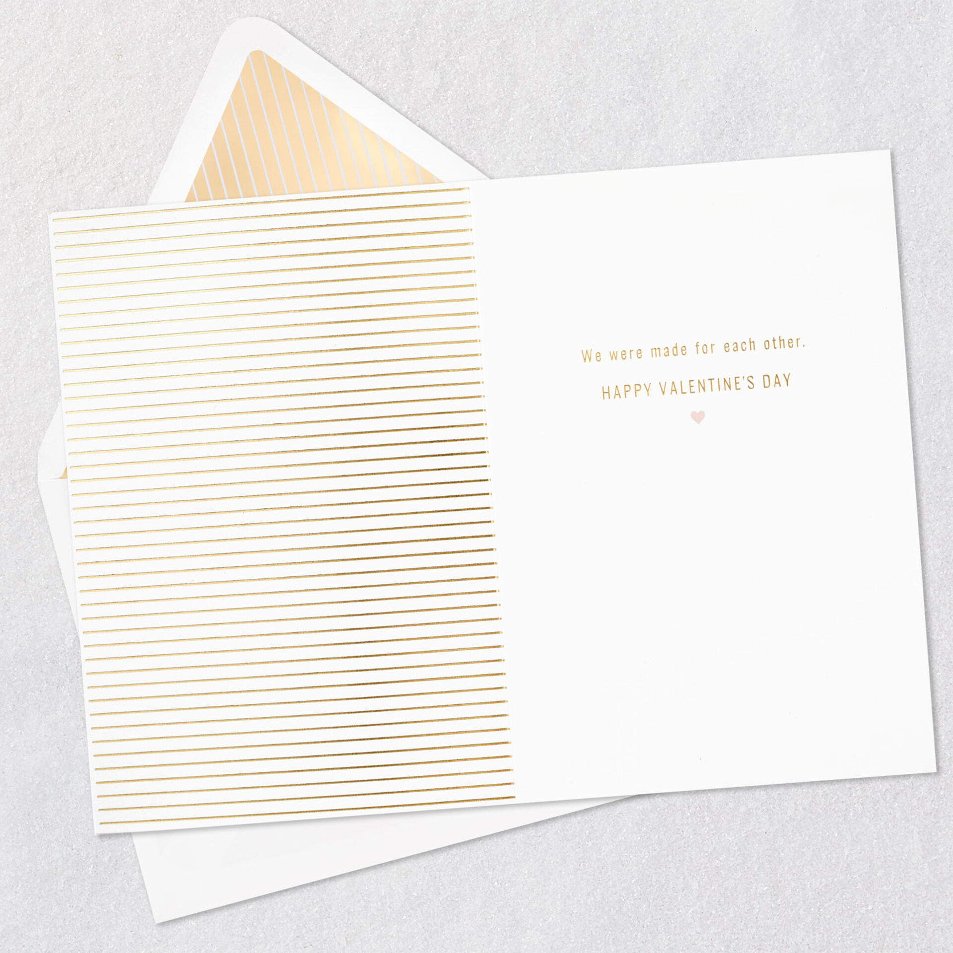 Puzzle-Pieces-Perfect-Fit-Romantic-Valentines-Day-Card_699IAV5935_03