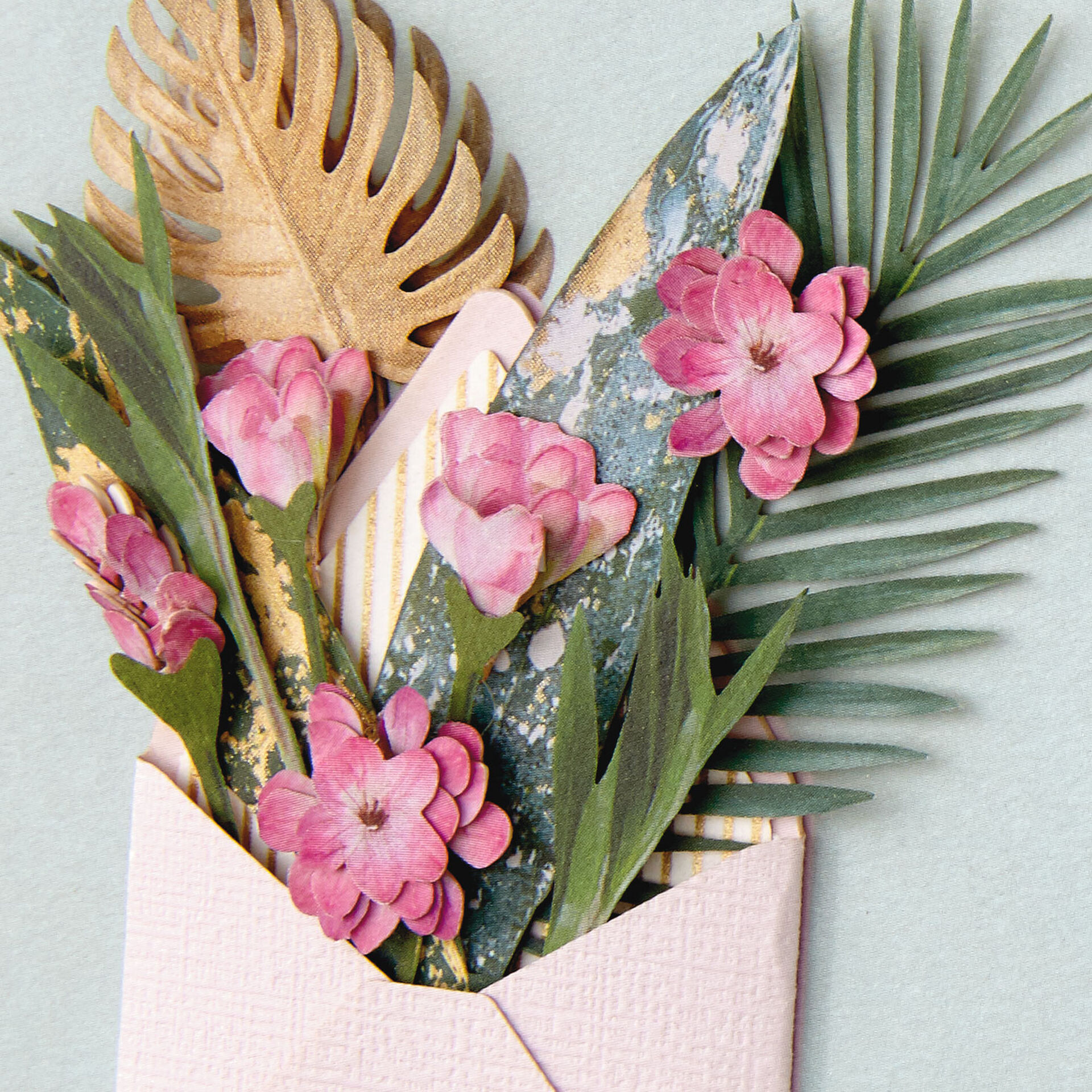 Tropical-Ferns-and-Flowers-in-Envelope-Blank-Card_799LAD9547_03