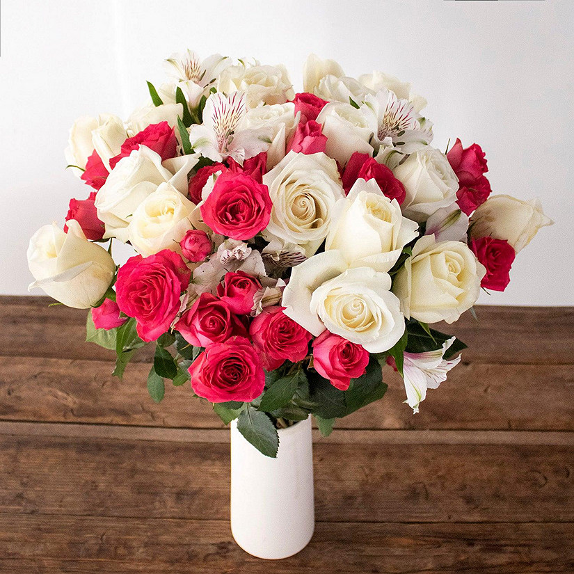 fresh-valentines-flowers-heart-eyes-bouquet_14333929-a01$NOWA$