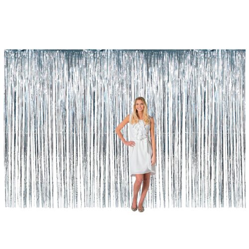 large-silver-metallic-fringe-backdrop-curtain_3_6194
