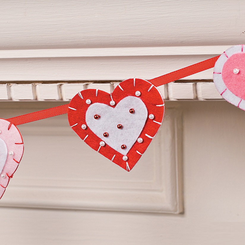 layered-heart-garland_96_2199-a01