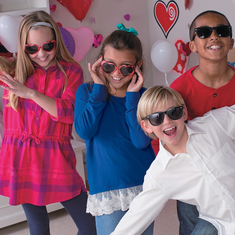 sunglasses-valentine-exchanges-with-card-for-12~13719127-a01