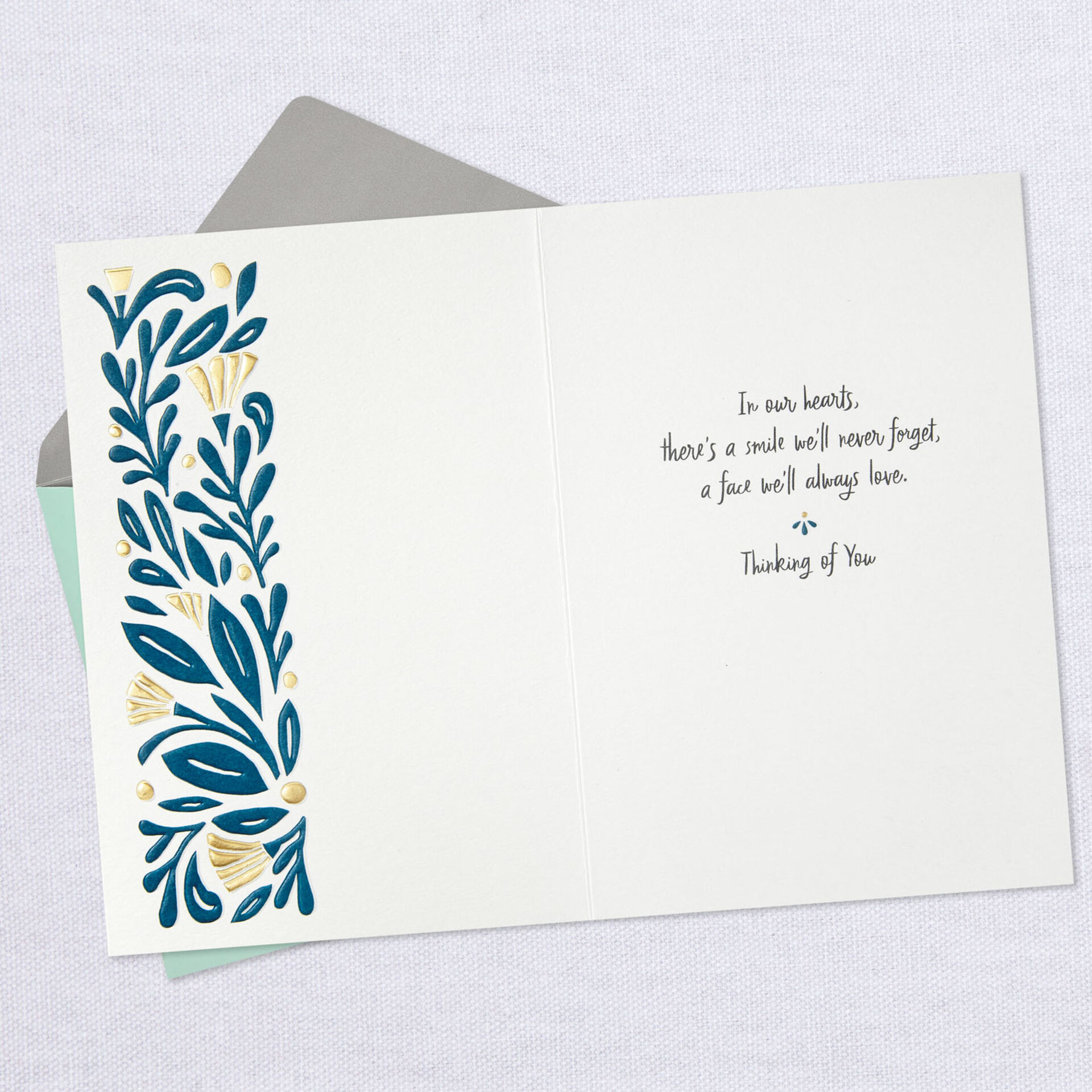 Hearts-and-Vines-Sympathy-Card_399S2690_03