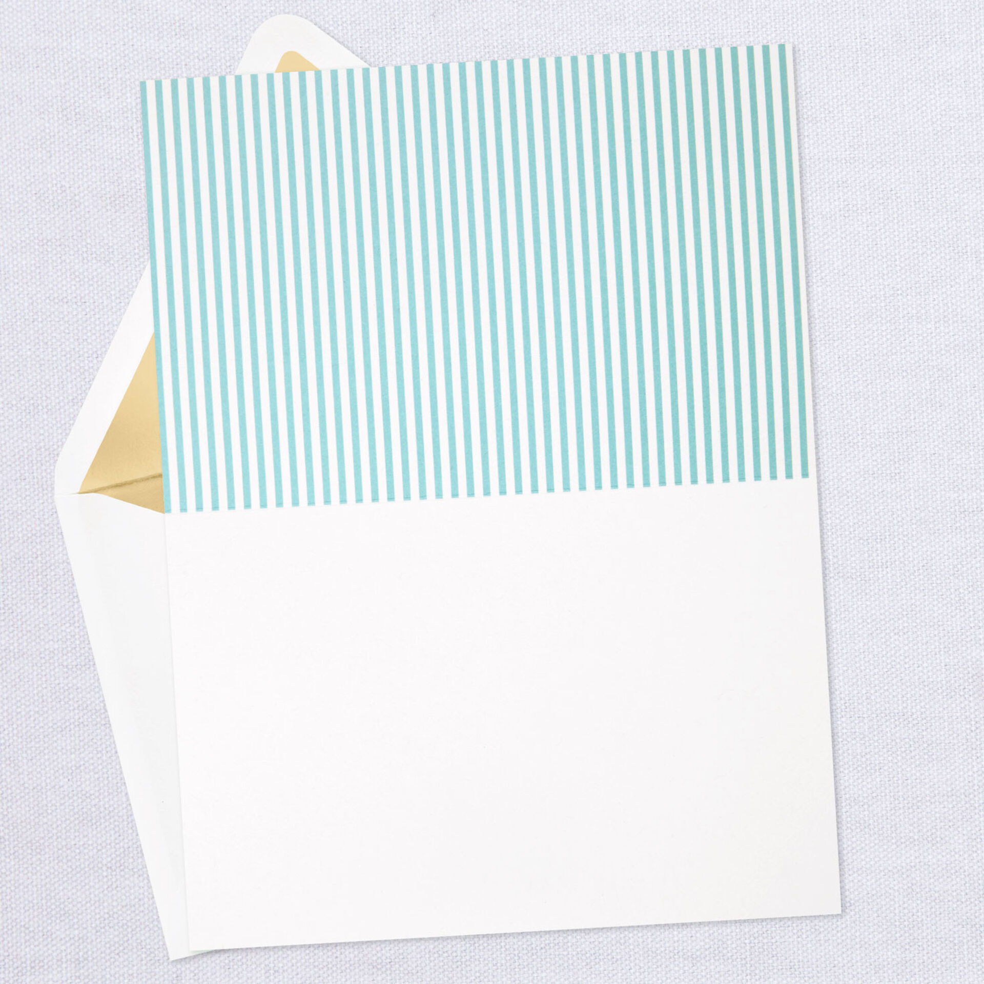 Paper-Craft-Flowers-in-Symmetry-Blank-Card_899LAD9539_02