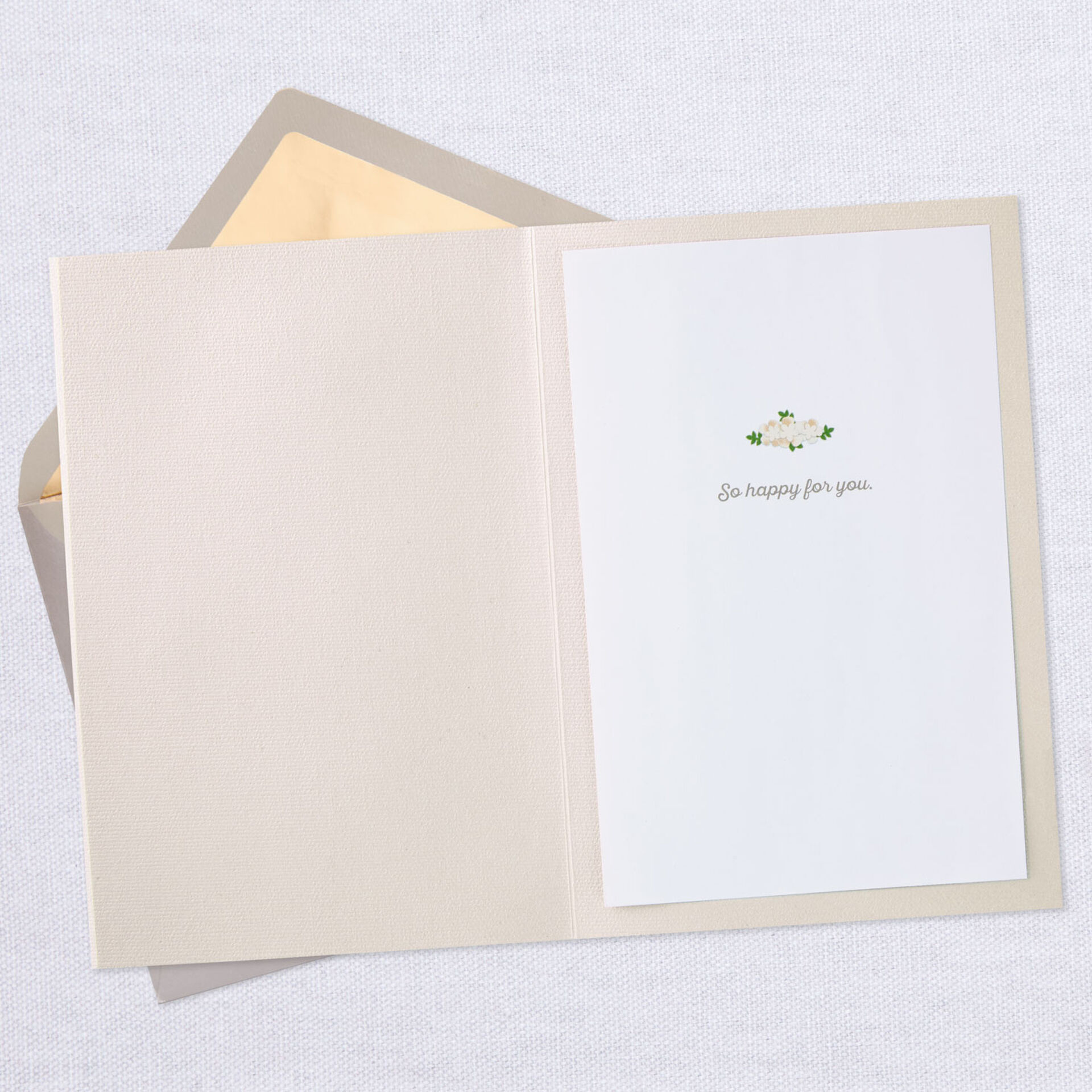 Wedding-Dress-and-Accessories-Wedding-Card_999LAD9375_03