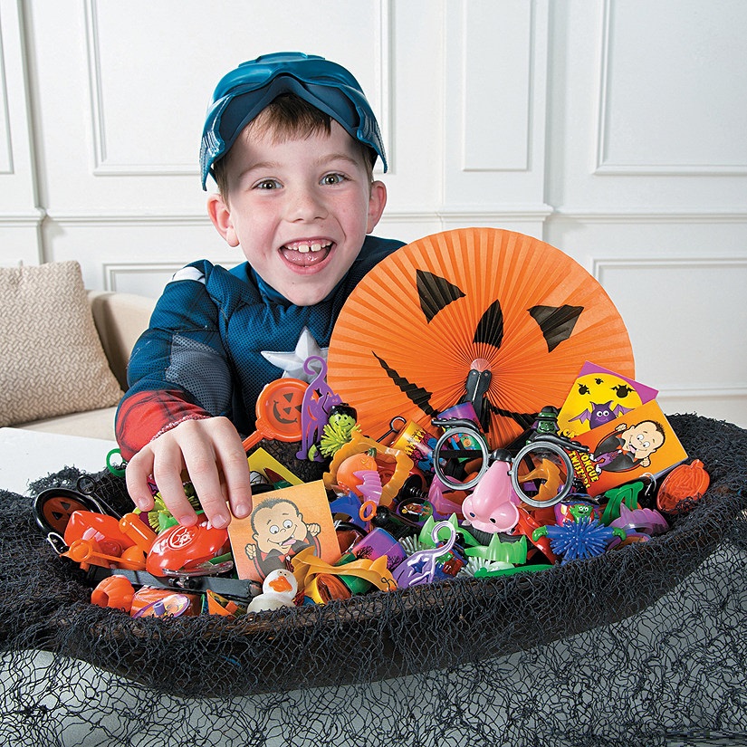 bulk-250-pc–halloween-novelty-assortment_25_2467-a02