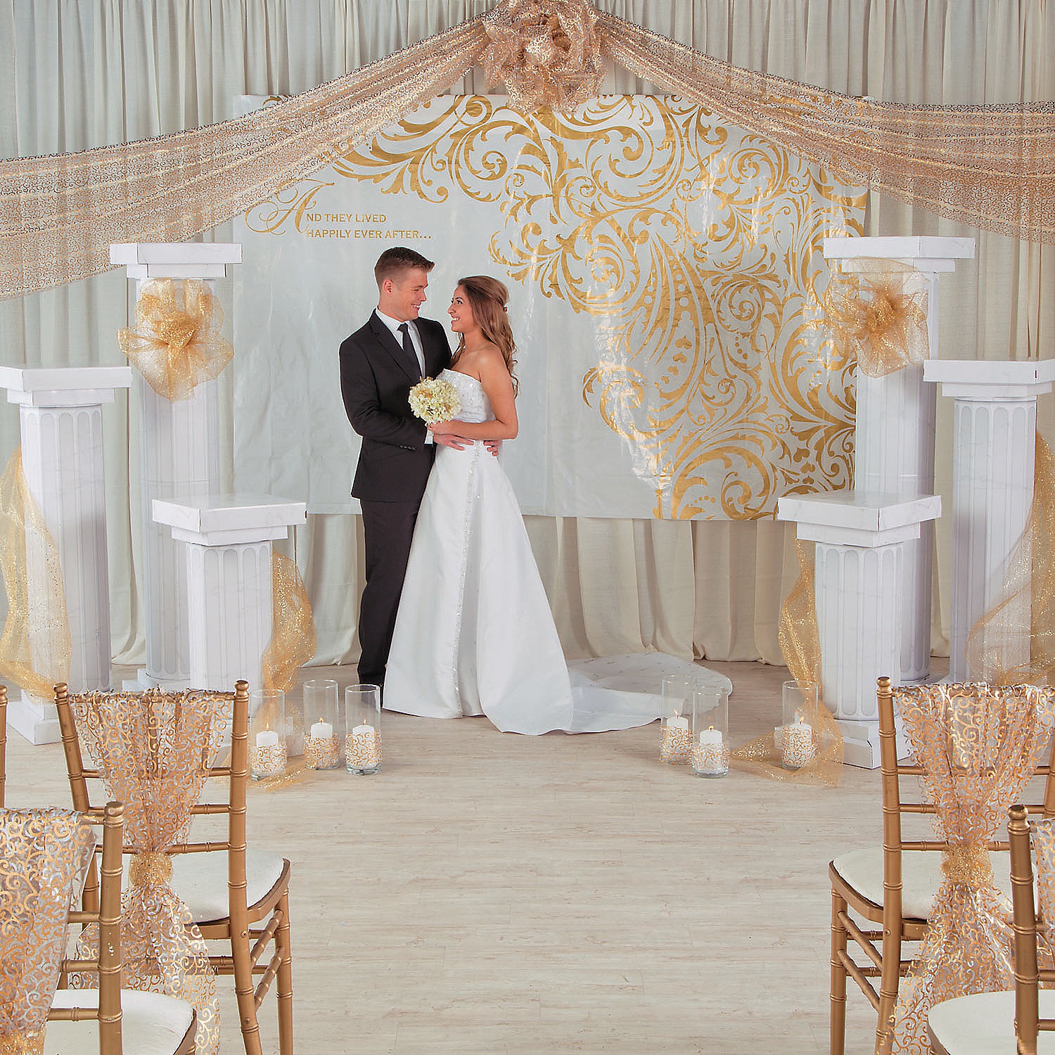 gold-glitter-fabric-roll_13671140-a02