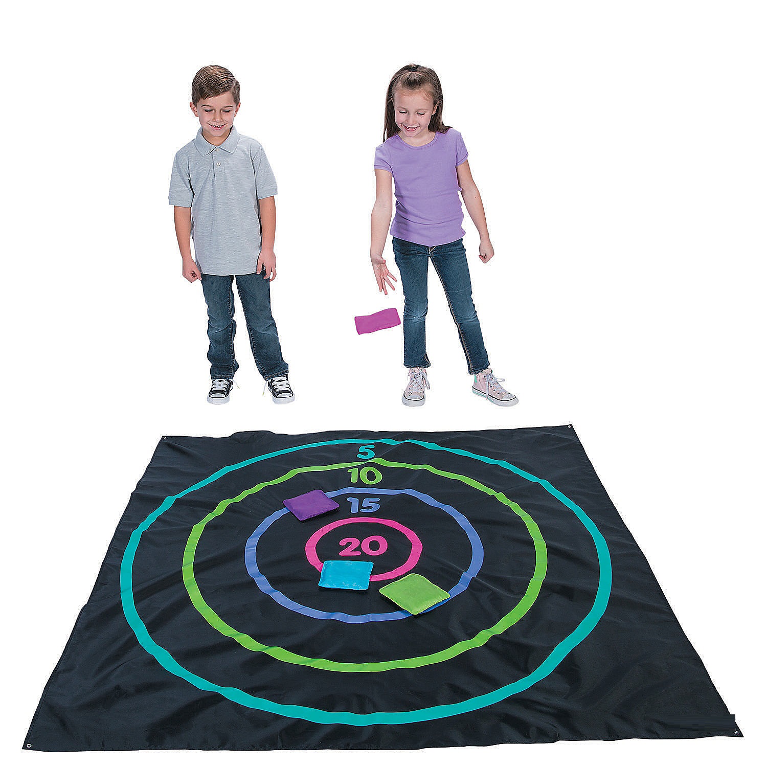 jumbo-target-bean-bag-toss-game_13797831-a01